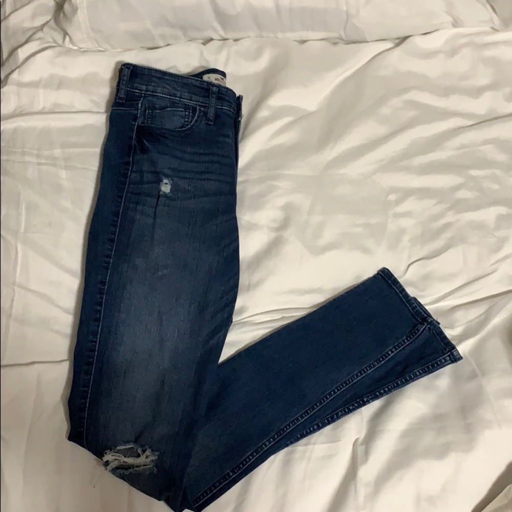 High waisted medium washed jeans